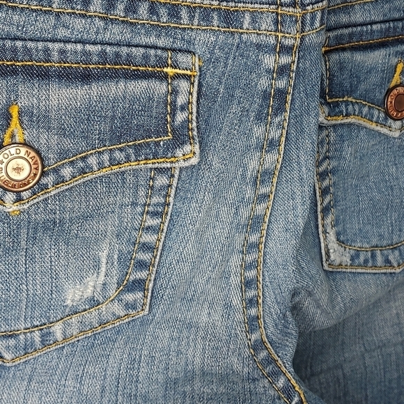 Old Navy bermuda jean shorts stretch low waist med wash distressed 10 - Picture 3 of 6